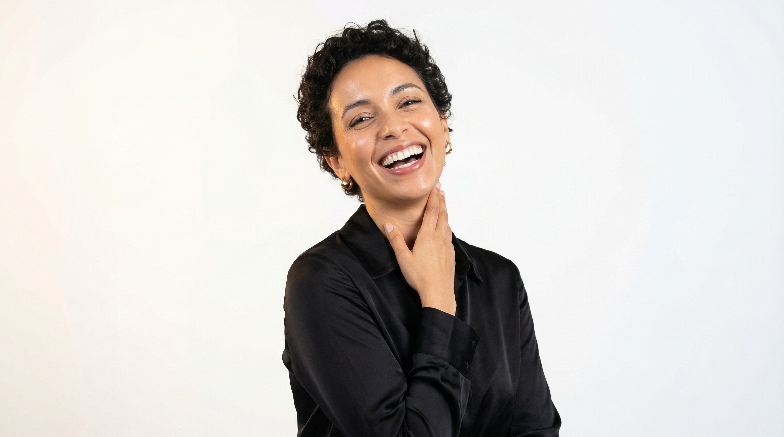 Patiente souriante au Centre dentaire elouati, Casablanca